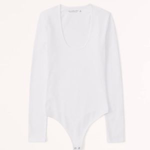 New Abercrombie Soft AF scoop neck bodysuit small